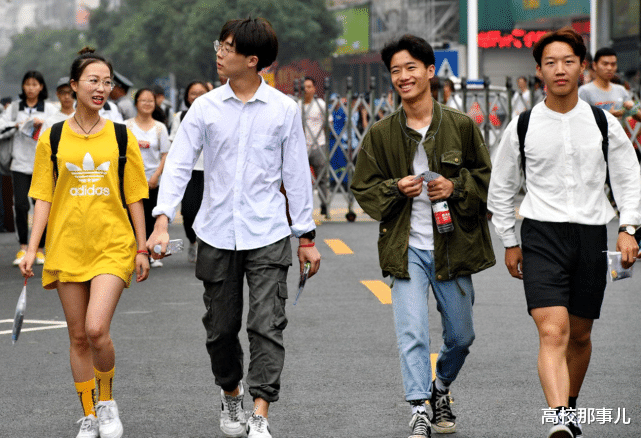 数学|大学“最容易”挂科的4大专业,期末考难度不亚高考,报考要慎重