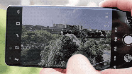 『旗舰机』卖8888元的华为P40 Pro+，是值得购买的手机吗？