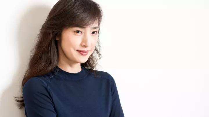 『天海佑希』18岁成全日本男人的情敌，52岁逆袭做女王，天海祐希到底有多刚？