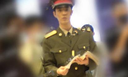 肖战|肖战新剧《王牌部队》来了！军装在身，未播先火