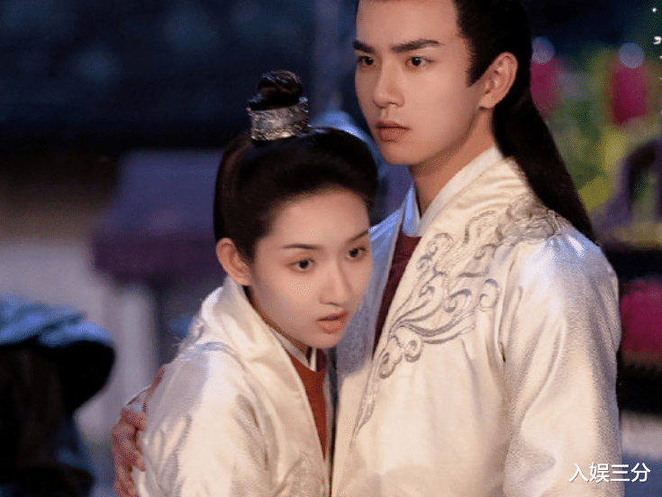 「」又一古装甜宠剧成爆款，上线3天秒破3000万，连刷8集根本停不下