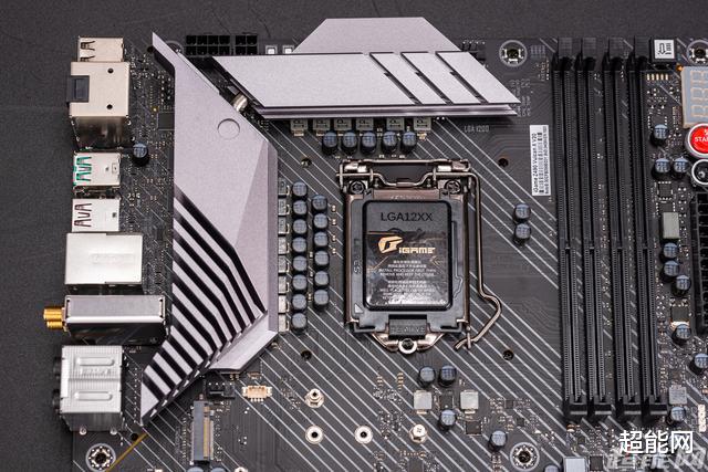 自动化|iGame Z490 Vulcan X主板评测：均衡的十代酷睿座驾