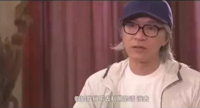 『周星驰』周星驰当年终于对《战狼2》做出了评价，句句扎心