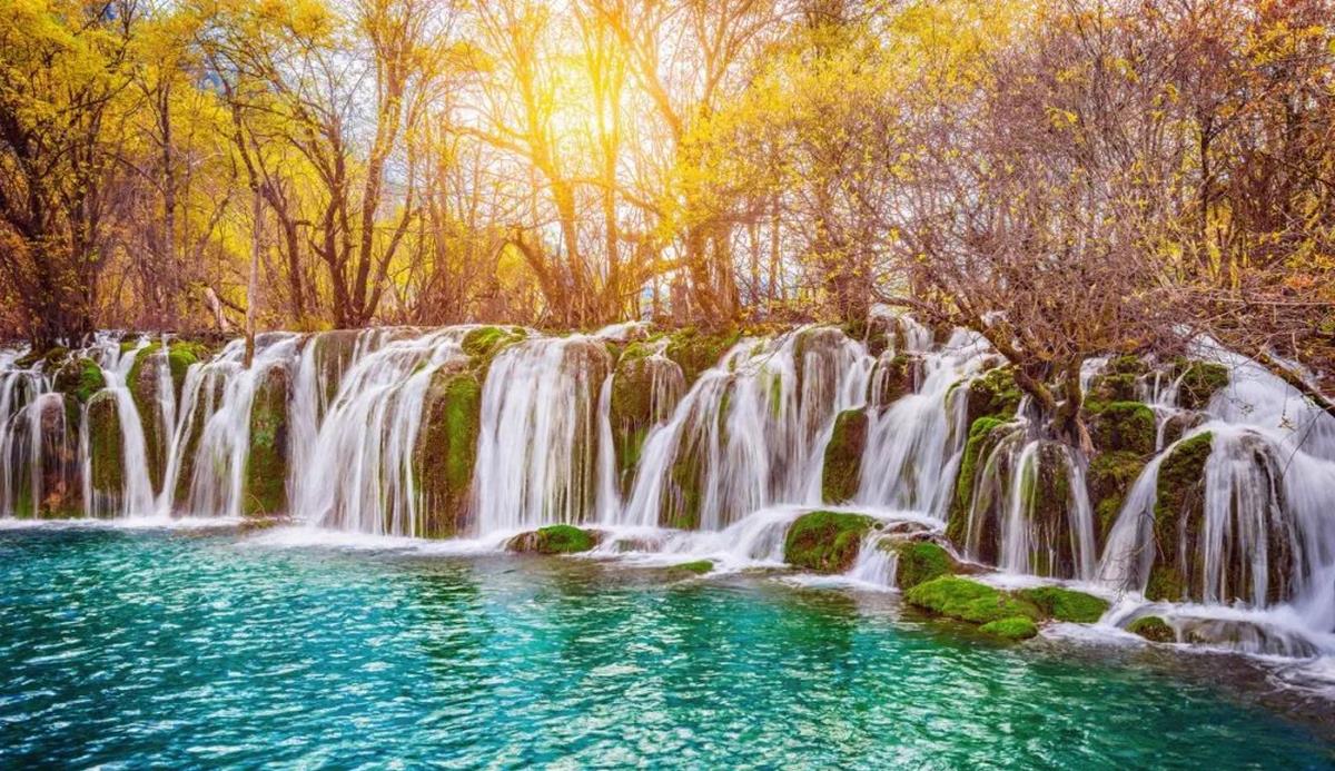 九寨沟■在国内旅游，不可错过的两个景点，没去过是“不完美的”