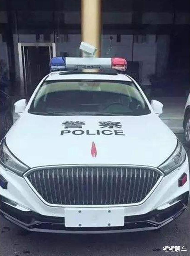 大众汽车|中国警车终于换了，丰田大众统统“淘汰”，这辆新车彰显大国风范