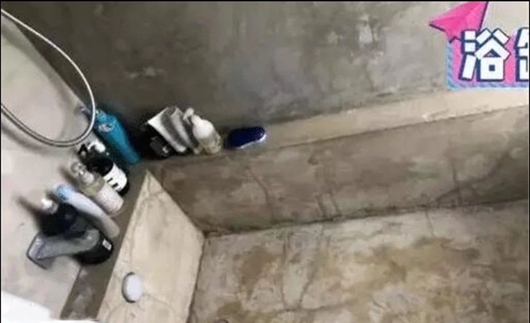 毛坯房|小伙装修不走寻常路!工业风装成毛坯风,网友:20万装了个寂寞