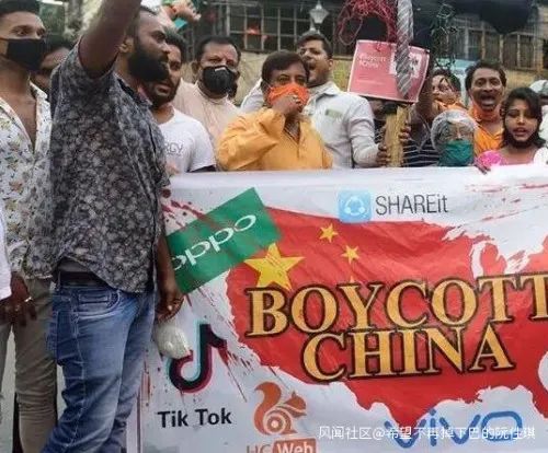 海啸|印度民众发起\反华\游行，拿出张美国地图…