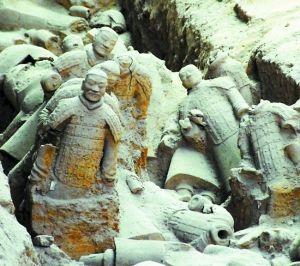 秦始皇■秦始皇之剑现世了？兵马俑挖出“记忆”宝剑，X光照射后震撼世界