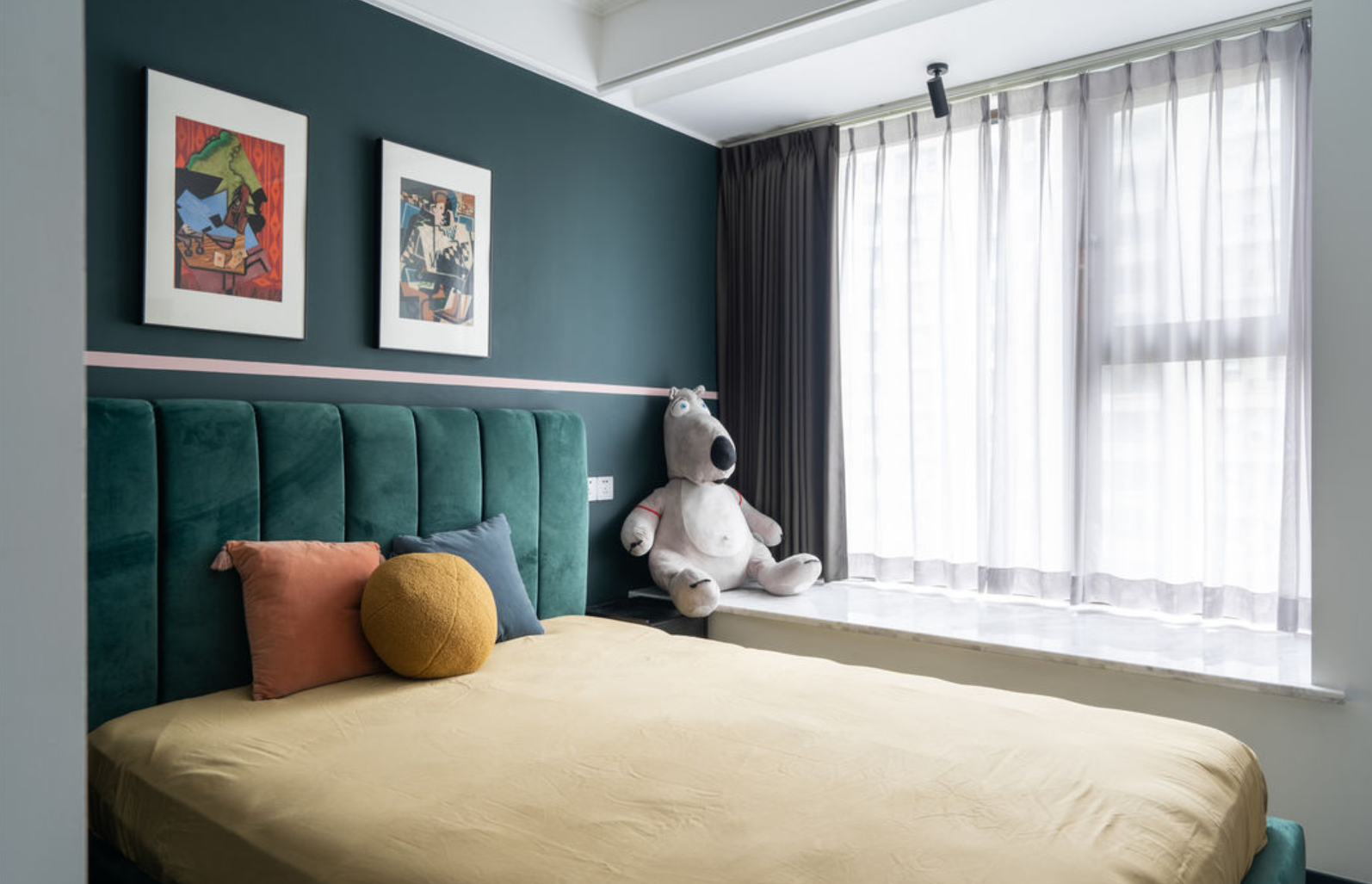 |这是我见过最干净的混搭风，全屋层次明显，背景墙很有档次