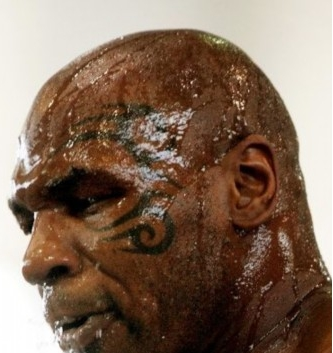 迈克·泰森▲他和泰森比谁强？