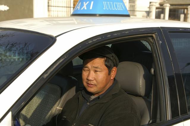 肝脏|男子肝癌离世，医生摇头叹息：1年前皮肤就有提醒，自己不当回事