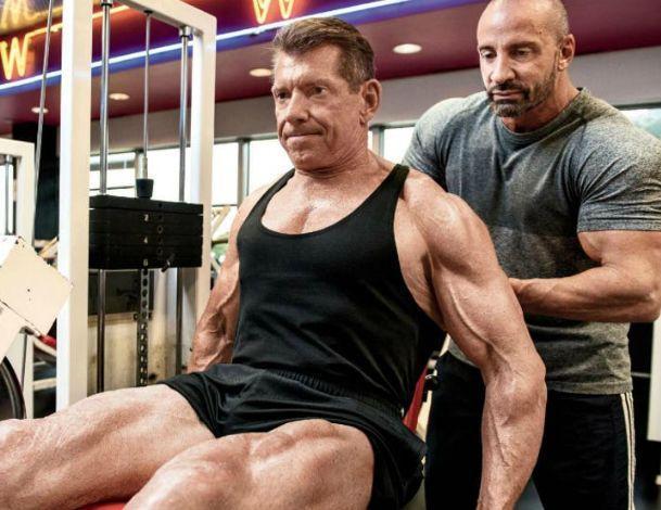 「wwe」75岁WWE老板，创业6周被迫叫停，3重要因素助他拥有18.3亿净资产