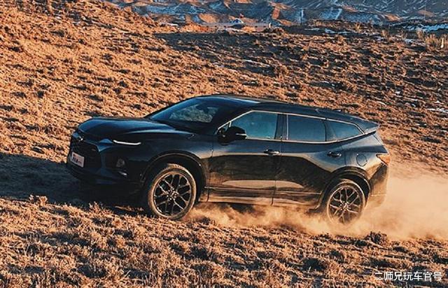 新车@又一美系中大型SUV，长4999mm，起步2.0T+9AT，7座布局，或25万起