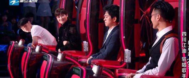李宇春|好声音：4位导师抢学员谁更拼？李宇春排第二，第一非他莫属