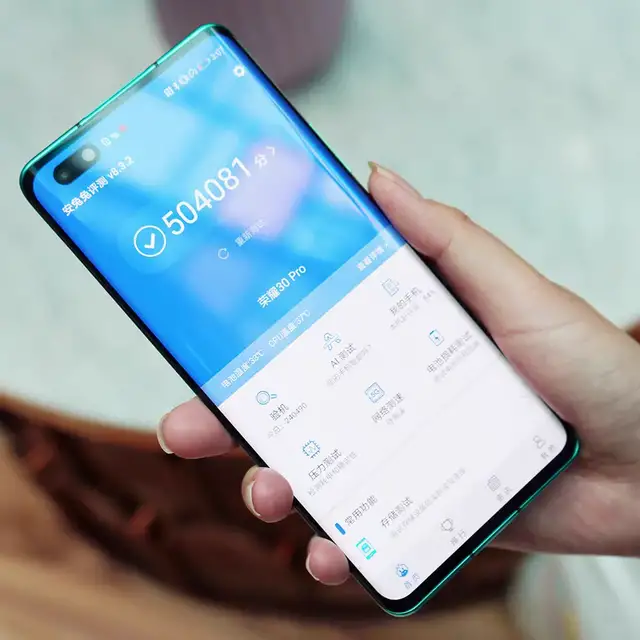 麒麟990|比肩P40P价格却是一半？50倍变焦+麒麟990，一款被严重低估的王牌