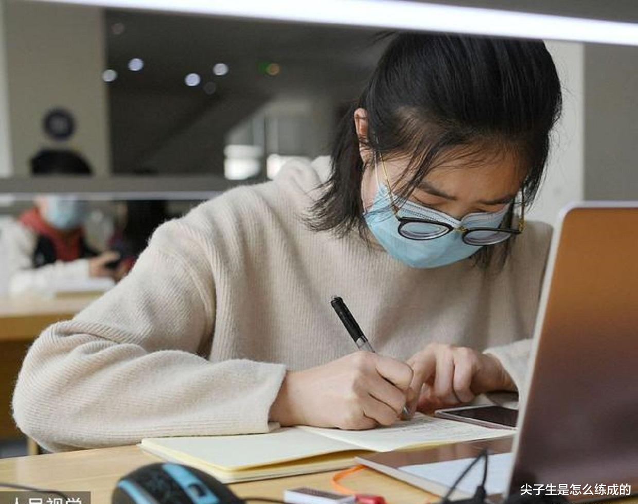 [教育部]教育部来了新通知，其他年级学生欢欣鼓舞，高三学生收到了坏消息