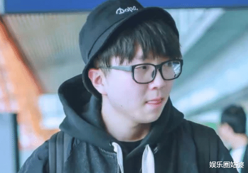 龙丹妮@艺人都想她倒闭,饭圈毒物没跑了!