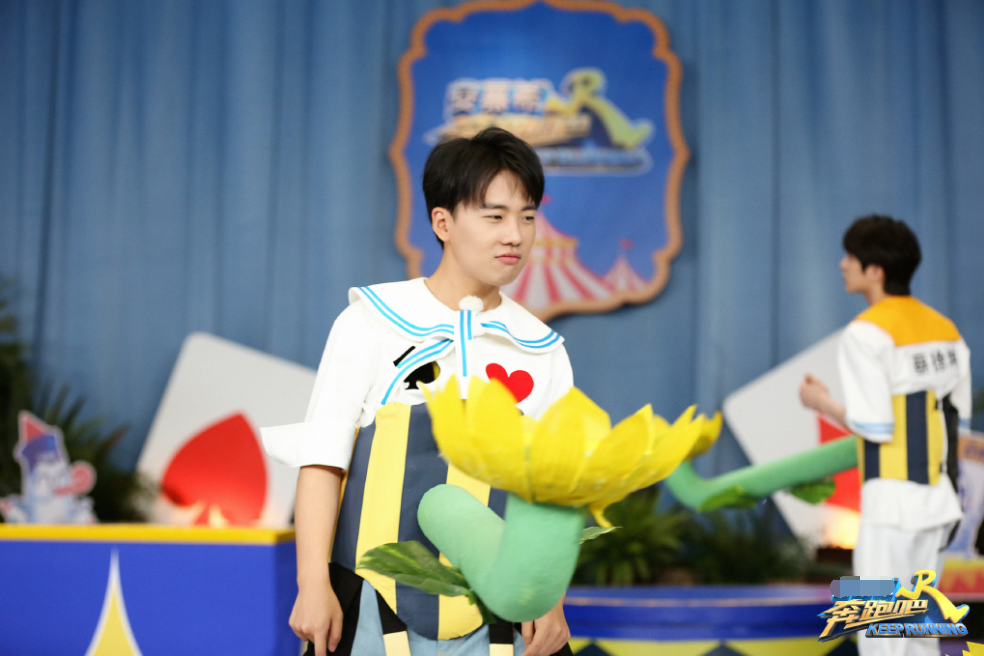 奔跑吧兄弟|《奔跑吧》野心太大,致敬经典,节目效果适得其反