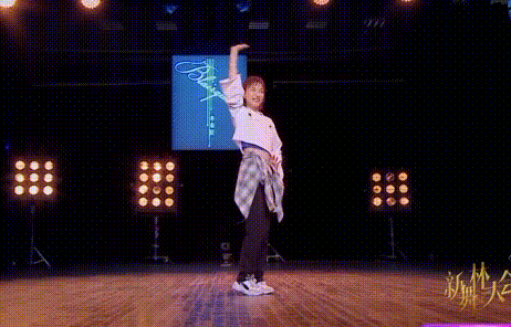 王丽坤@第一波同款来了！！！《乘风破浪的姐姐》你Pick谁？