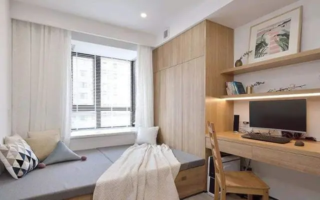 榻榻米|小卧室如何装修？不一定要做榻榻米，把床抬高更加实用