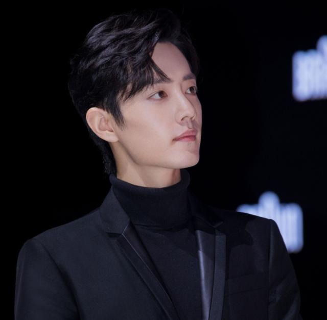 [肖战]最快破纪录！肖战新歌发行首日突破6700万，超蔡徐坤夺年榜第一