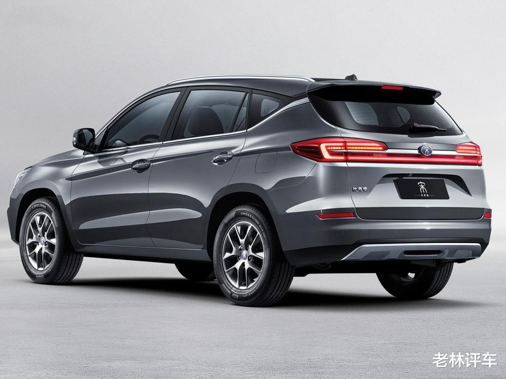 SUV@又一SUV被国人捧红！8万多就配自动挡，7天甩出3000台