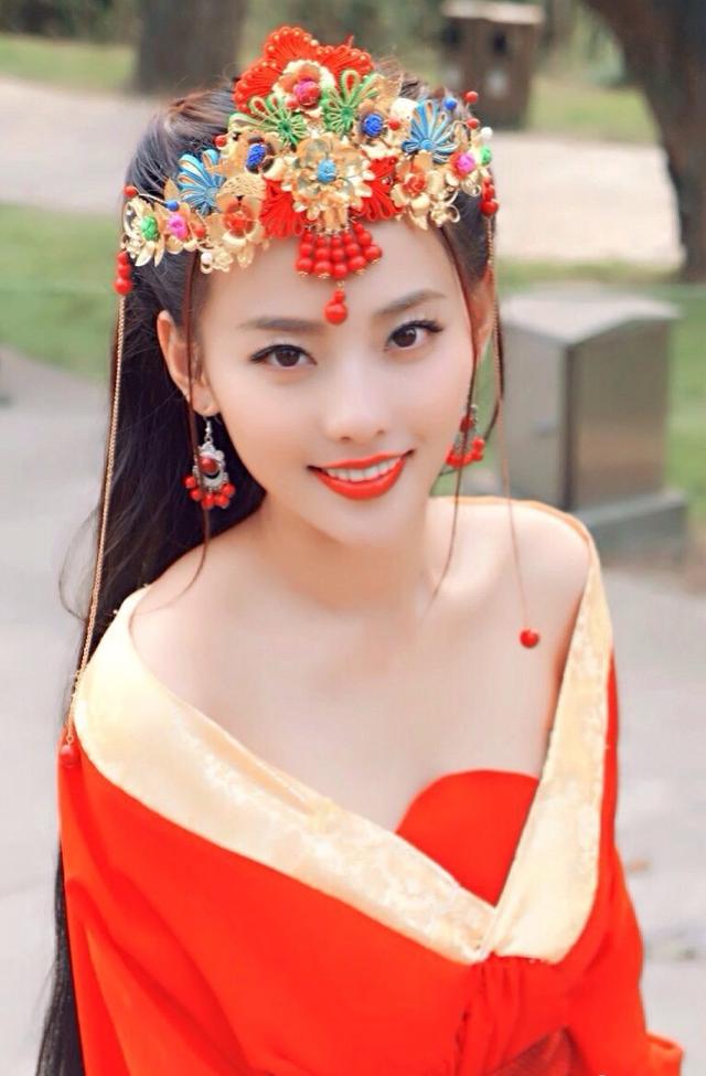 张嘉倪|她是琼瑶唯一没捧红的女主，却毅然嫁入豪门，今婚后生活很滋润