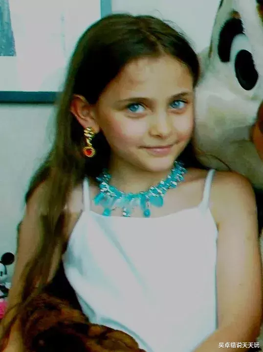 帕丽斯|超级巨星迈迈克尔·杰克逊独女，全球最富星二代的悲喜人生