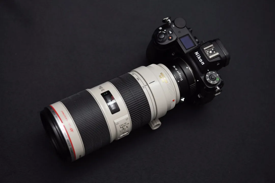 尼康：是什么力量，让尼康和佳能走到了一起？