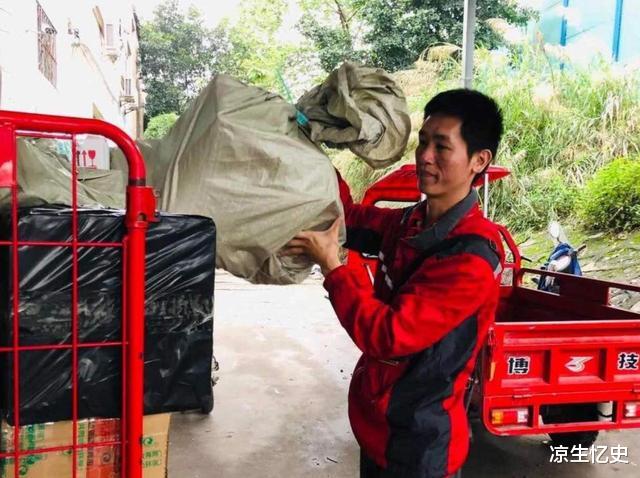 快递员|刘强东说干5年买房，那位最早进入京东的快递员，如今怎样了