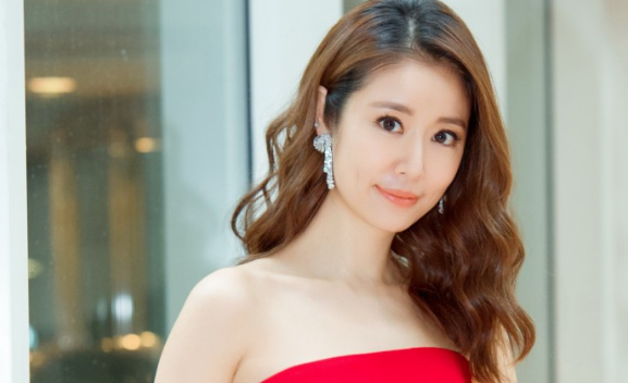 林心如▲他被林心如“坑”了7年，低谷时被赵丽颖拉了把，如今片约不断！