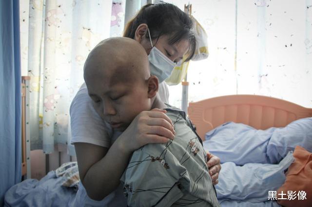 黑土影像|重庆14岁少年患重症，求爸妈再给他一次机会，母亲：你要争气啊