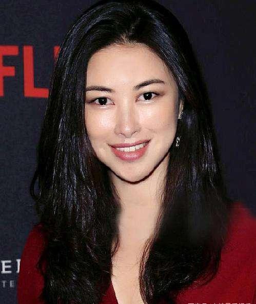 |他是浙江籍空军少将，曾任空军副参谋长，孙女被称为中国第一大美女