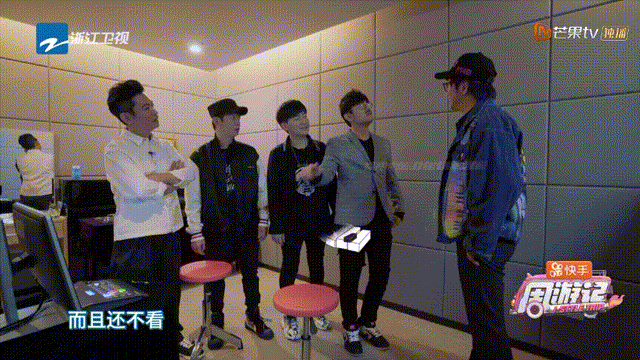 「周杰伦」古典乐也能freestyle,周杰伦这样的钢琴老师给我来一打