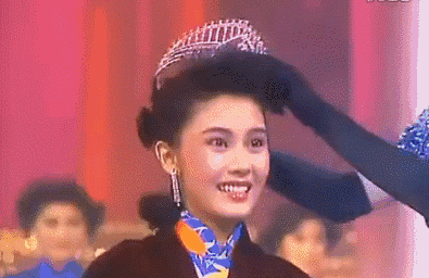 李嘉欣|50岁李嘉欣，8段迷乱情史之后，嫁给富豪，当第3者终于报应来了