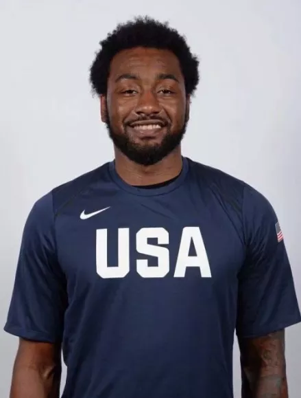 沃尔|史上最烂1.7亿顶薪！疯狂酗酒做黑帮手势，他彻底废了！