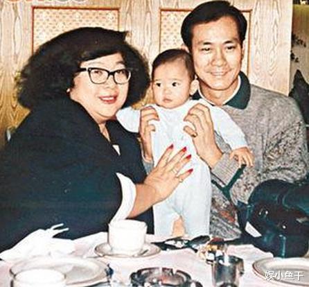 郑欣宜▲一顿饭吃7个鲍鱼，从200斤减肥到108斤，现在郑欣宜怎么样了？