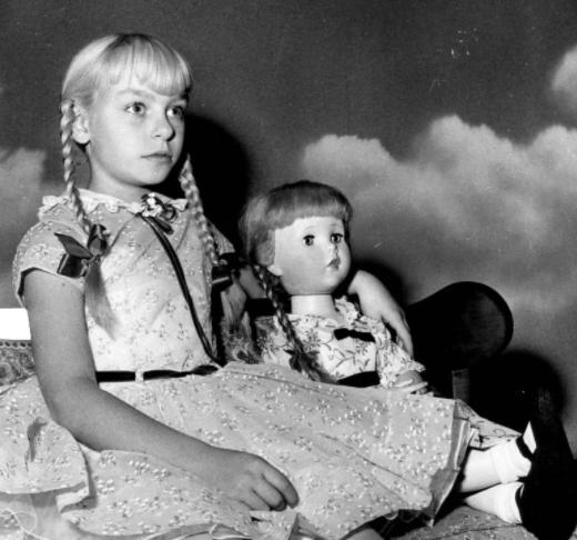 猫眼电影|盘点恐怖片里让人毛骨悚然的孩子！明明是娃娃脸，却吓了我好多年