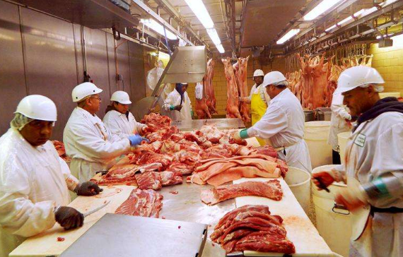 猪肉|阿根廷对外宣称：将“延迟”对华出口猪肉，中国这次选择让步