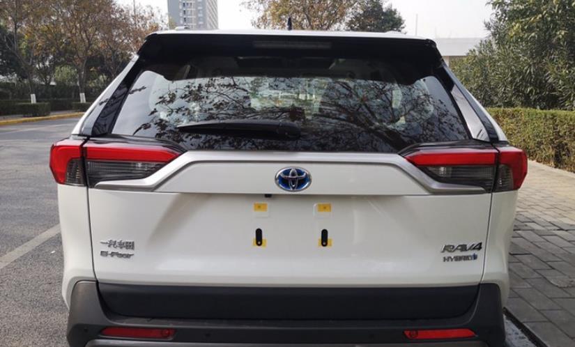 丰田RAV4|20.18万提辆新款丰田RAV4，行驶1368公里后，车主终于说了句实话