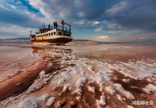 印度|印度天降“血雨”，专家苦研多年无果......