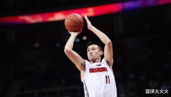 【广东男篮】宏远男篮收获1好消息！周队已伤愈归队，训练时三分百投百中