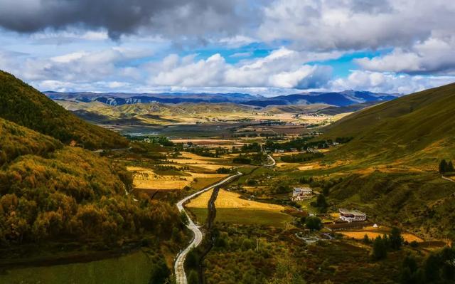 #贡嘎#集合了所有藏区景色的绝美目的地，现在去正好