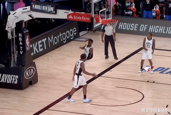 莱昂纳德|机器人暴怒 被莱昂纳德当面狂喷 他一声都不敢吭 当年的傲娇全没了