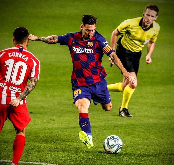 曼联@2-2！3个点球！巴萨又遭暴击，梅西里程碑之战被毁，皇马迎喜讯