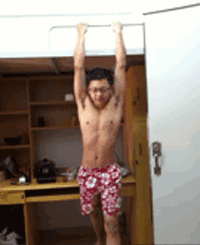 央视|“新闻联播的背景为什么放那么多电视呢？”哈哈哈不愧是央视！