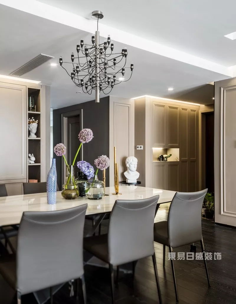 轻奢+高级灰，有腔调的高级感！