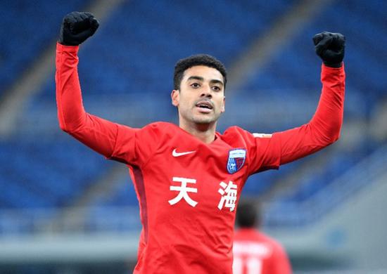 费南多：中国足球再传捷报！国足将组史上最强阵容，里皮钦点归化他