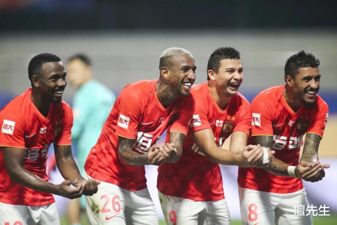 广州恒大|恒大4外援+2归化决定走势？申花球员赛后采访被“下套”有人挑事