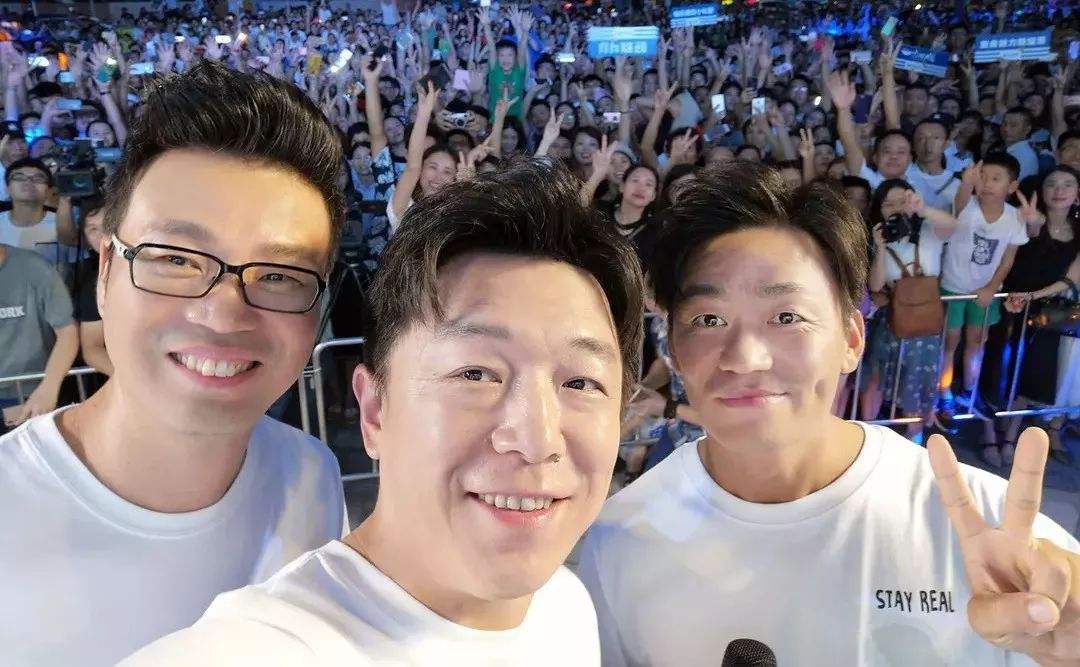 「黄渤」以为自己很火的三位明星，却被现实打脸了，最后一位自作自受！